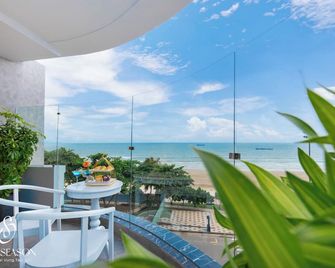 One Season Boutique Hotel Vung Tau - Beachfront - Vung Tau - Balkon