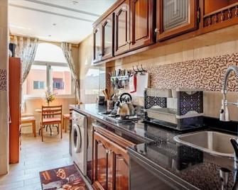 lux appartement avec piscine - El Jadida - Kitchen
