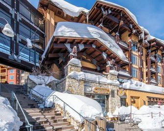 Luxury 2 Br/3 Full Baths At The Top Of The Grand Sierra Lodge!!!! - Mammoth Lakes - Building