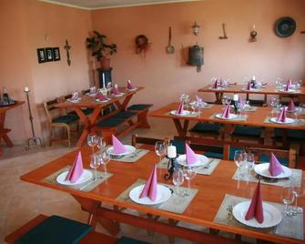 Ottó Panzió Villány - Villány - Restaurant