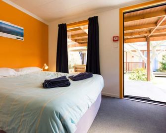 Sequoia Lodge & Backpackers - Picton - Bedroom