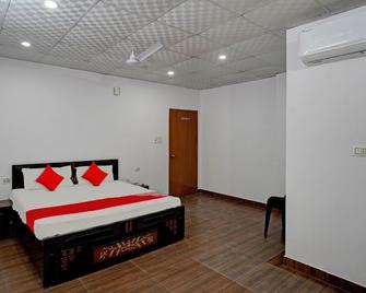 Hotel O Zion Hotel And Party Place - 메루트 - 침실