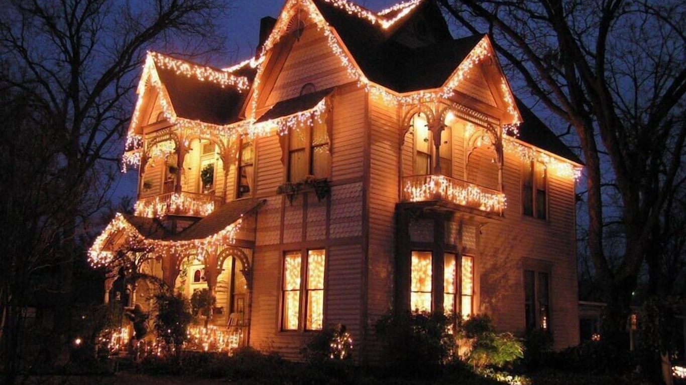 Carleton House Bed and Breakfast