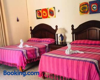 Hotel Maria's Nicte Ha - Progreso - Schlafzimmer