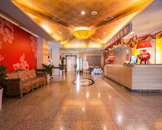 Chengdu Taiji Business Hotel - Chengdu - Front desk