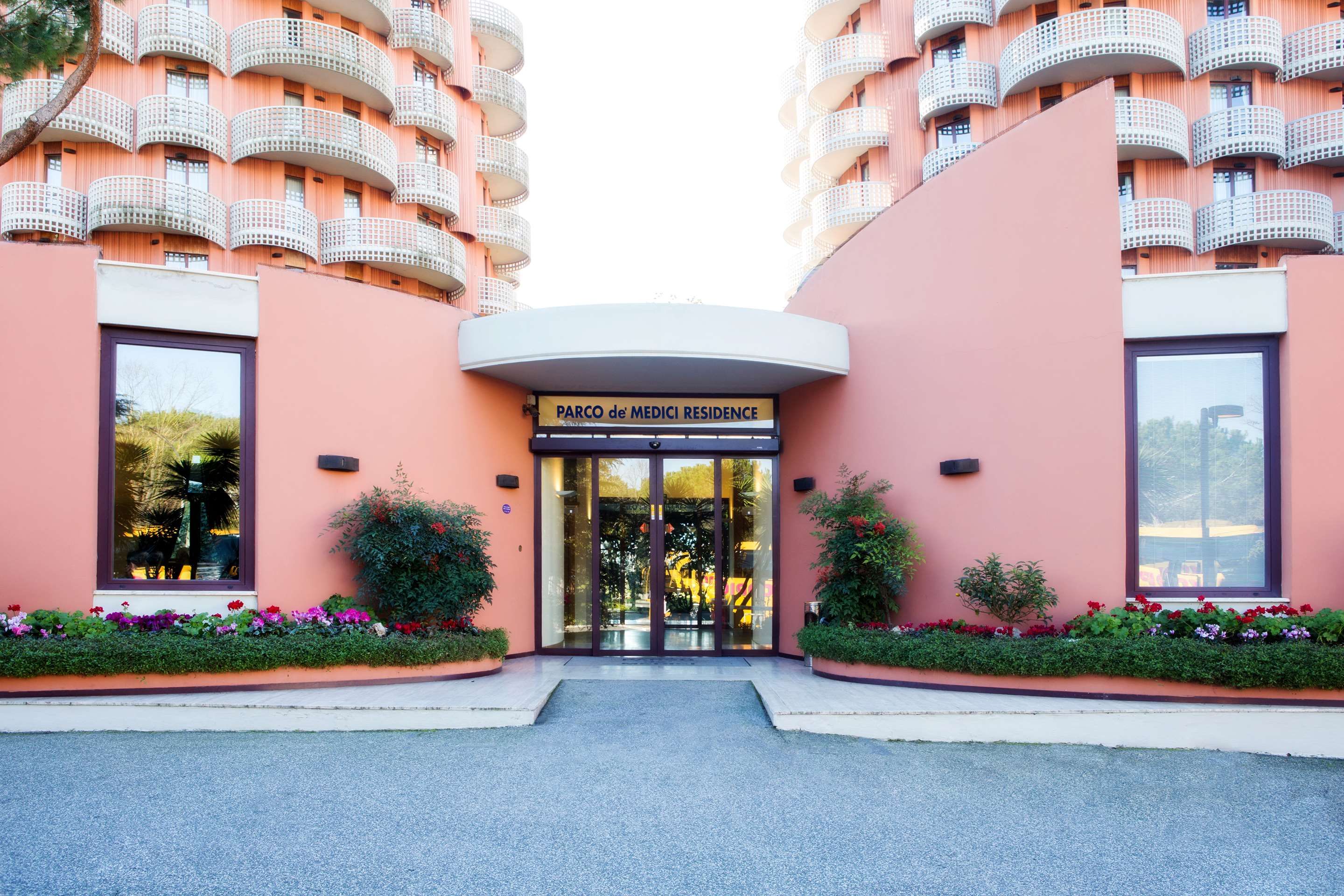 Parco De Medici Residence Hotel - רומא - בניין