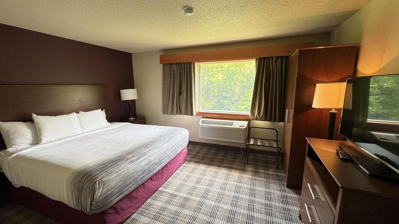 AmericInn by Wyndham Baldwin