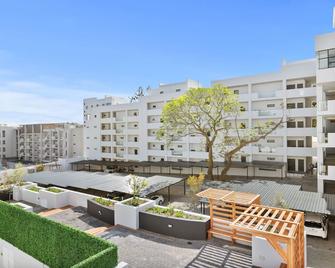 Grand | Brand New | 2 Bed | Rosebank - Rosebank - Building