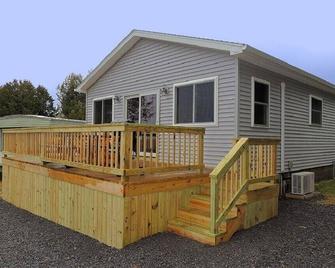 Cottage #23 -2 bedroom/ 1 bath - Cape Vincent - Edificio