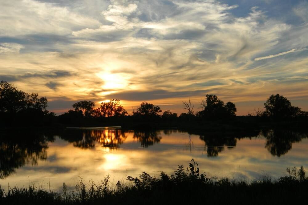 ساندهيلز جيست هاوس موتل