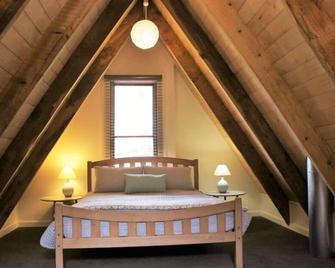 Idyllic river side retreat - Collingwood - Slaapkamer