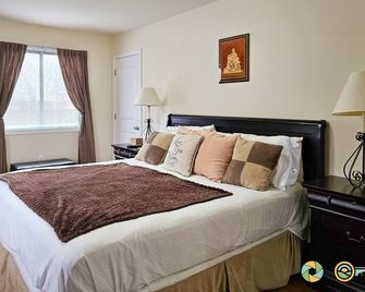 Tiger's Den chalet - quiet mountain comfort! - Basye - Chambre