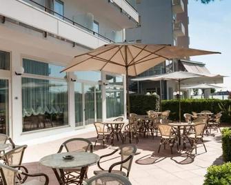 Hotel Mocambo - Milano Marittima - Patio