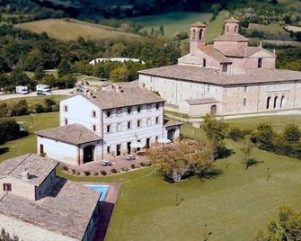 Parco Ducale Country House - Urbania