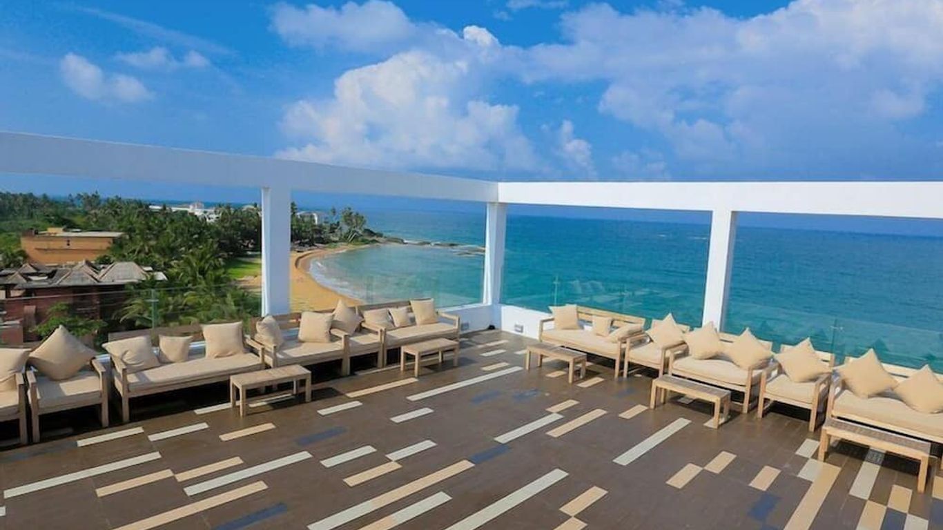 Pandanus Beach Resort And Spa