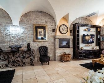 La Locanda del Conte Mameli - Olbia - Lobby