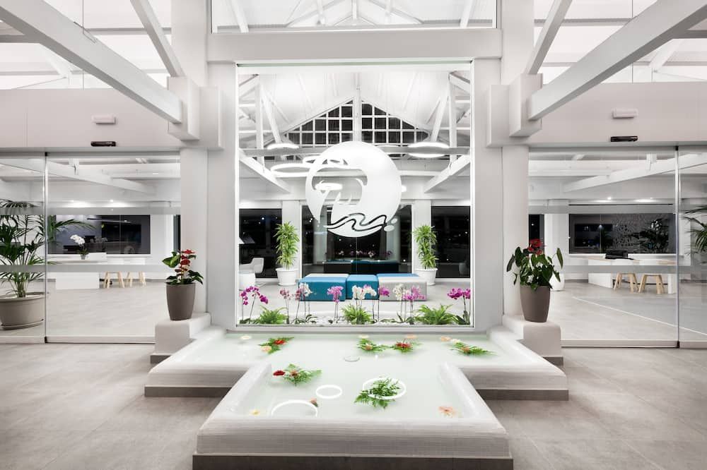 هوتل تروبيكال بارك