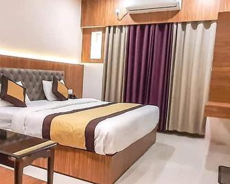 Hotel Geeta - Bilāspur - Bedroom