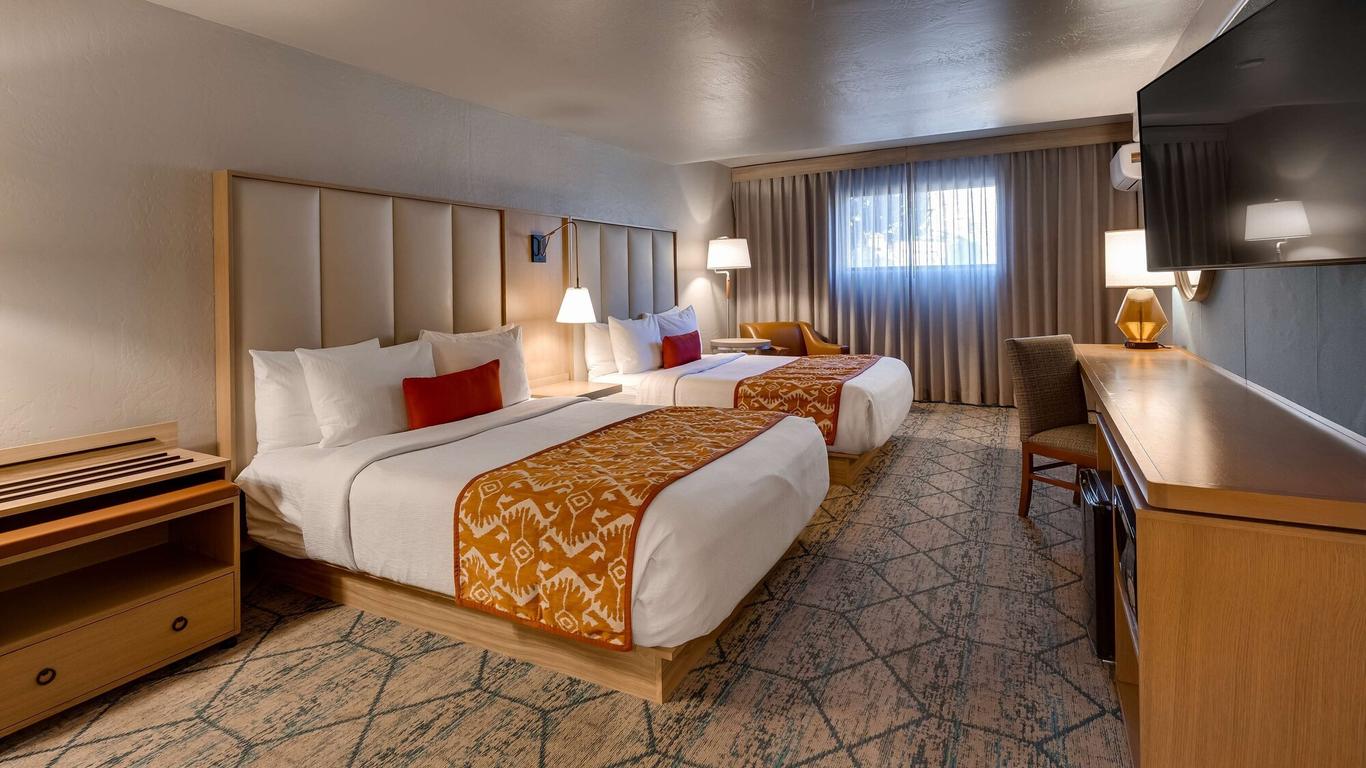 Best Western Plus Arroyo Roble Hotel & Creekside Villas