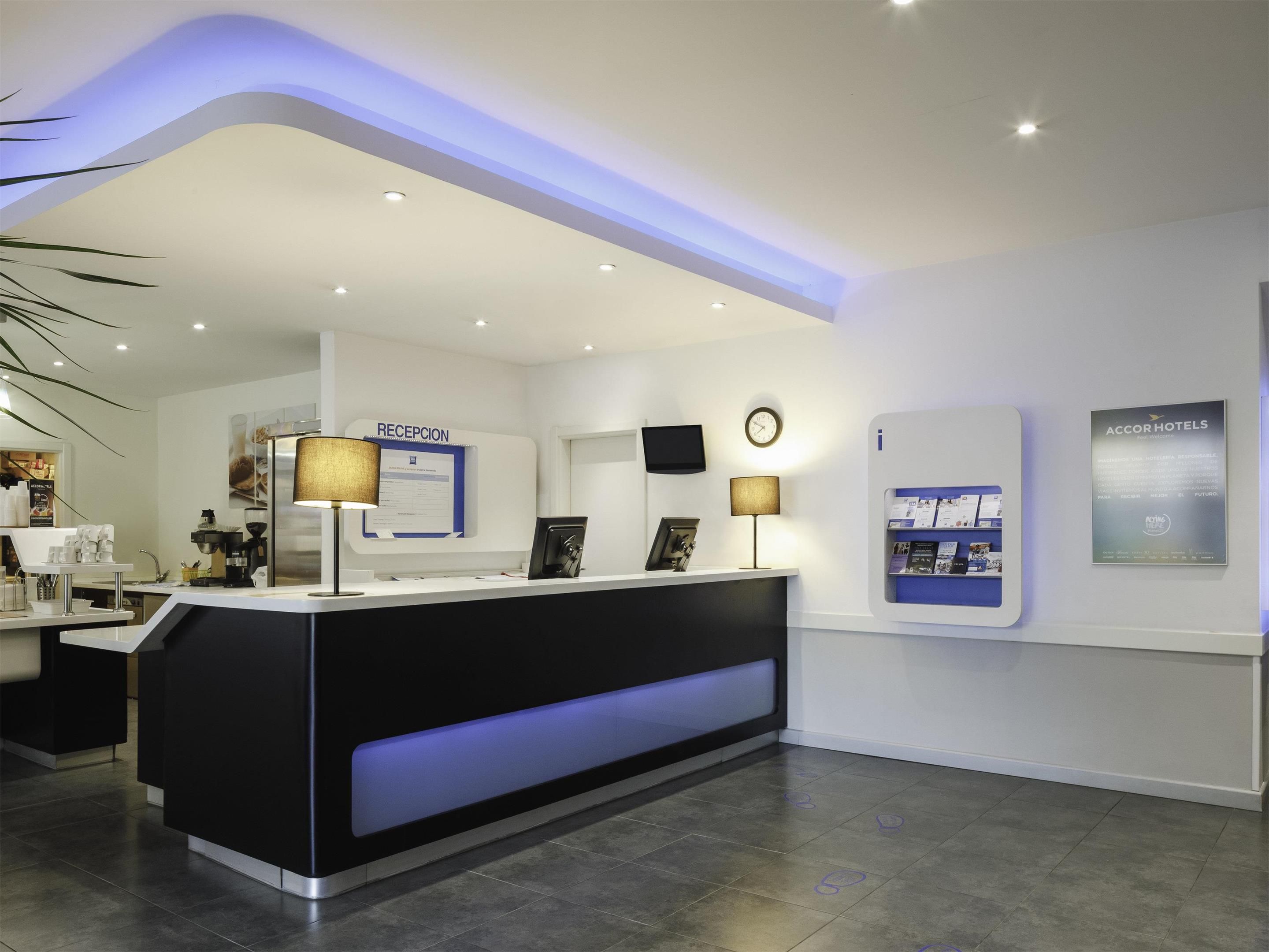 إيبيس بدجيت مالقة سنترو