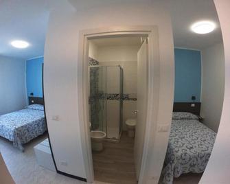 Hotel Aurora - Varazze - Camera da letto