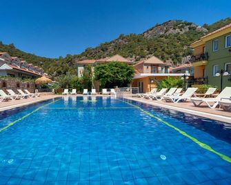 Hotel Imparator - Ölüdeniz - Kolam