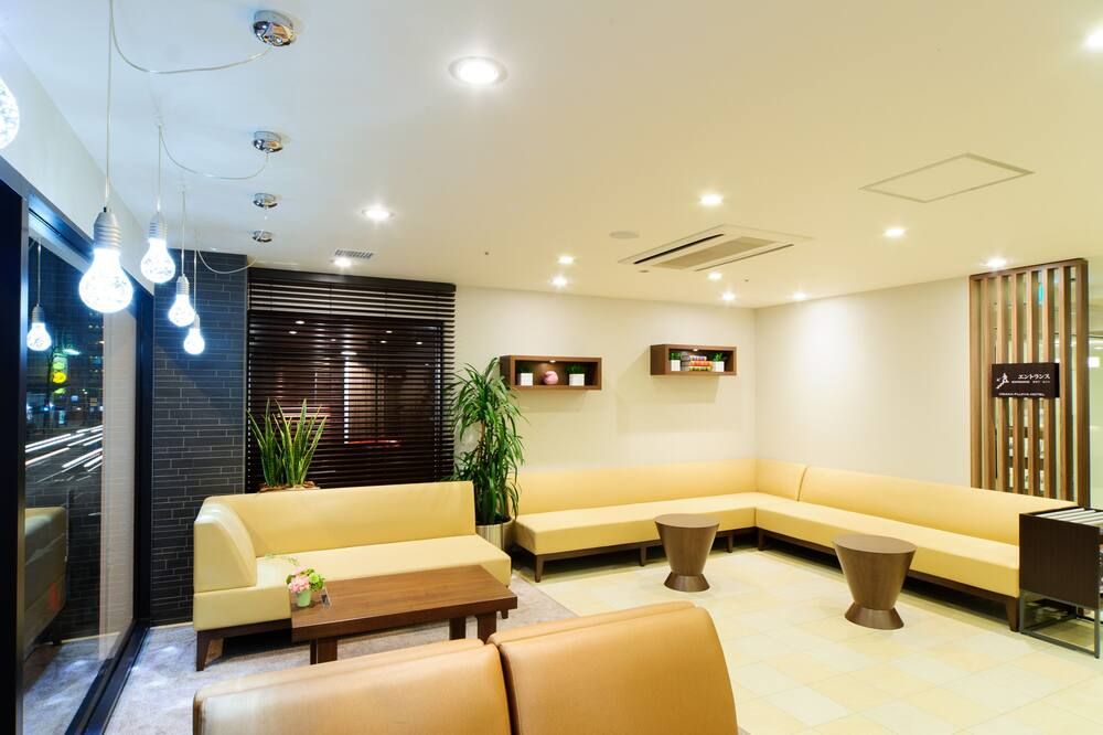 أوساكا فوجيا هوتل