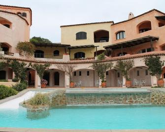 Centrally located in Porto Cervo with pool by the old port - Porto Cervo - Pool