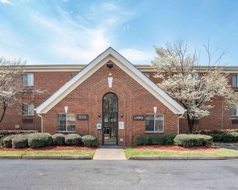 Suburban Studios Montgomery East I-85 - Montgomery - Bangunan