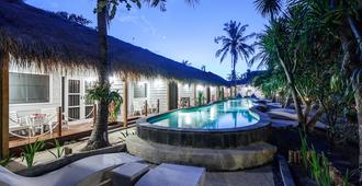 Manta Dive Gili Trawangan Resort - Pemenang - Kolam