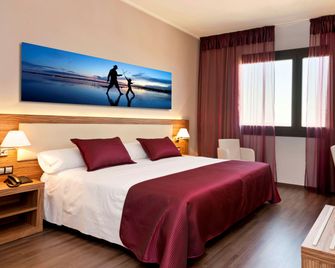 Dña Monse Hotel Spa & Golf - Torrevieja - Bedroom