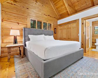 Big Cat Mountain House by Carolina Properties | Mother's Day Weekend - Mill Spring - Habitación