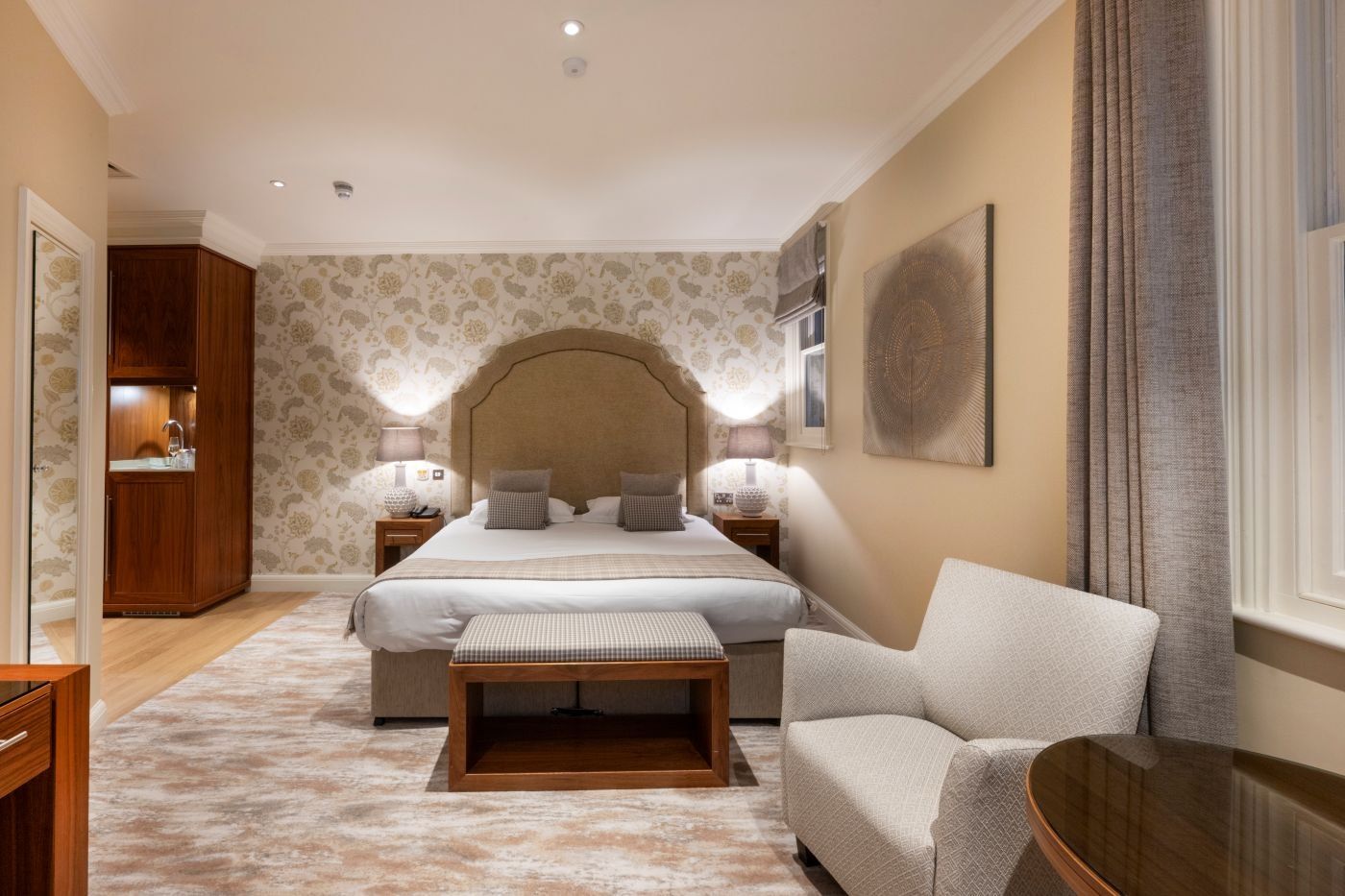 بارك فارم هوتل آند ليجير