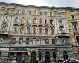 B&B Ametista - Trieste - Rakennus