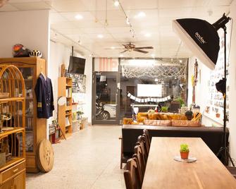 Captain Not At Home - Hualien City - Dining room