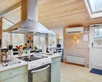 Holiday Home Magh in The Liim Fiord by Interhome - Aars - Küche