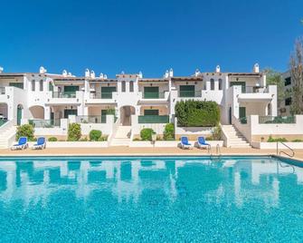 Ses Fonts C25 - Es Mercadal - Pool