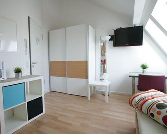 City Apartment Karlsruhe - Karlsruhe - Bedroom