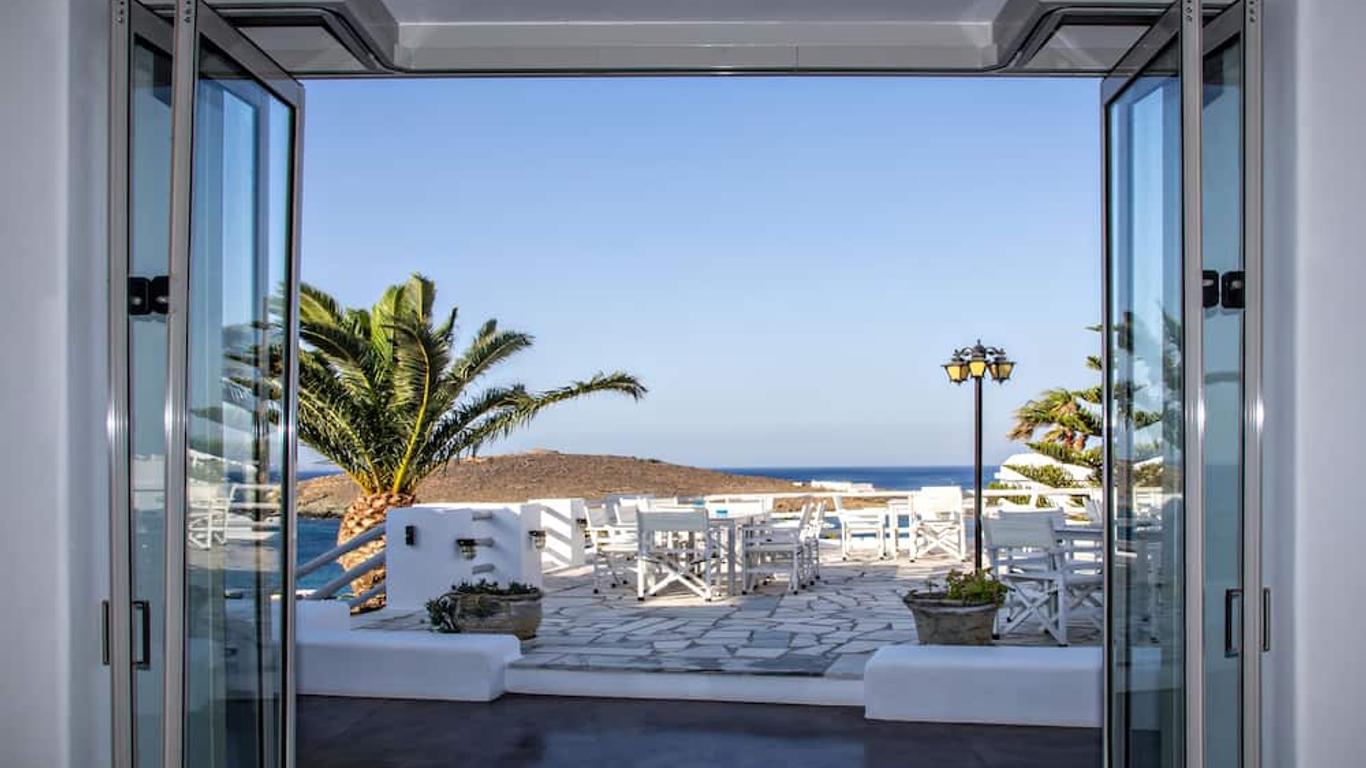 Porto Raphael Residences & Suites
