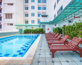 Hotel Continental Penang - George Town - Pool