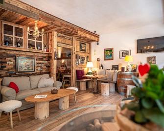 Villa Ruggero Wine Hotel - Campitello di Fassa - Sufragerie