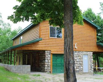 Bowstring Shores Resort - Deer River, Mn - Deer River - Edificio