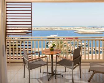 Jannah Hotel Apartments & Villas - Ras Al Khaimah - Parveke
