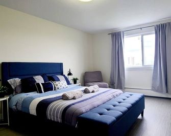 2 Bedroom - Walking Distance to West Edmonton Mall - Edmonton - Bedroom