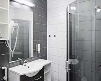 Hotel Rantapuisto - Helsinki - Baño