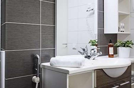 Hotel Rantapuisto - Helsinki - Kylpyhuone
