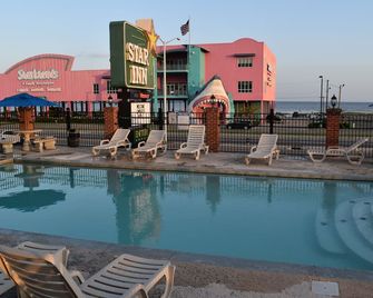 Star Inn Biloxi - Biloxi - Pool