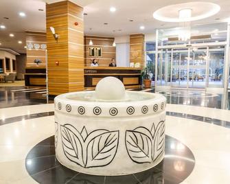 Ridos Thermal Hotel & Spa - Rize - Front desk