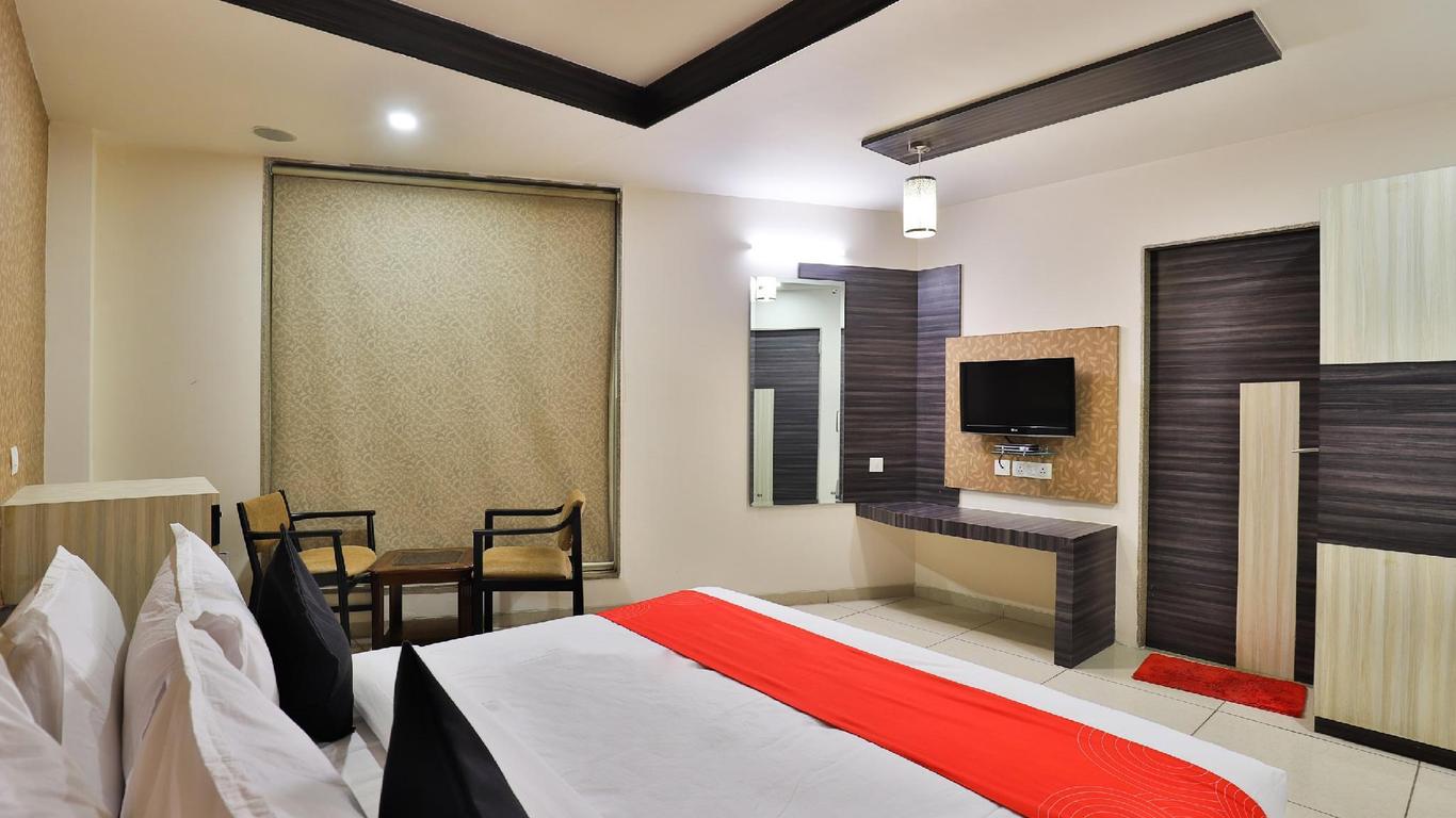 Collection O Hotel Kia Residency