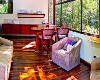 Chalet in the mountain #1 - Monteverde - Salon